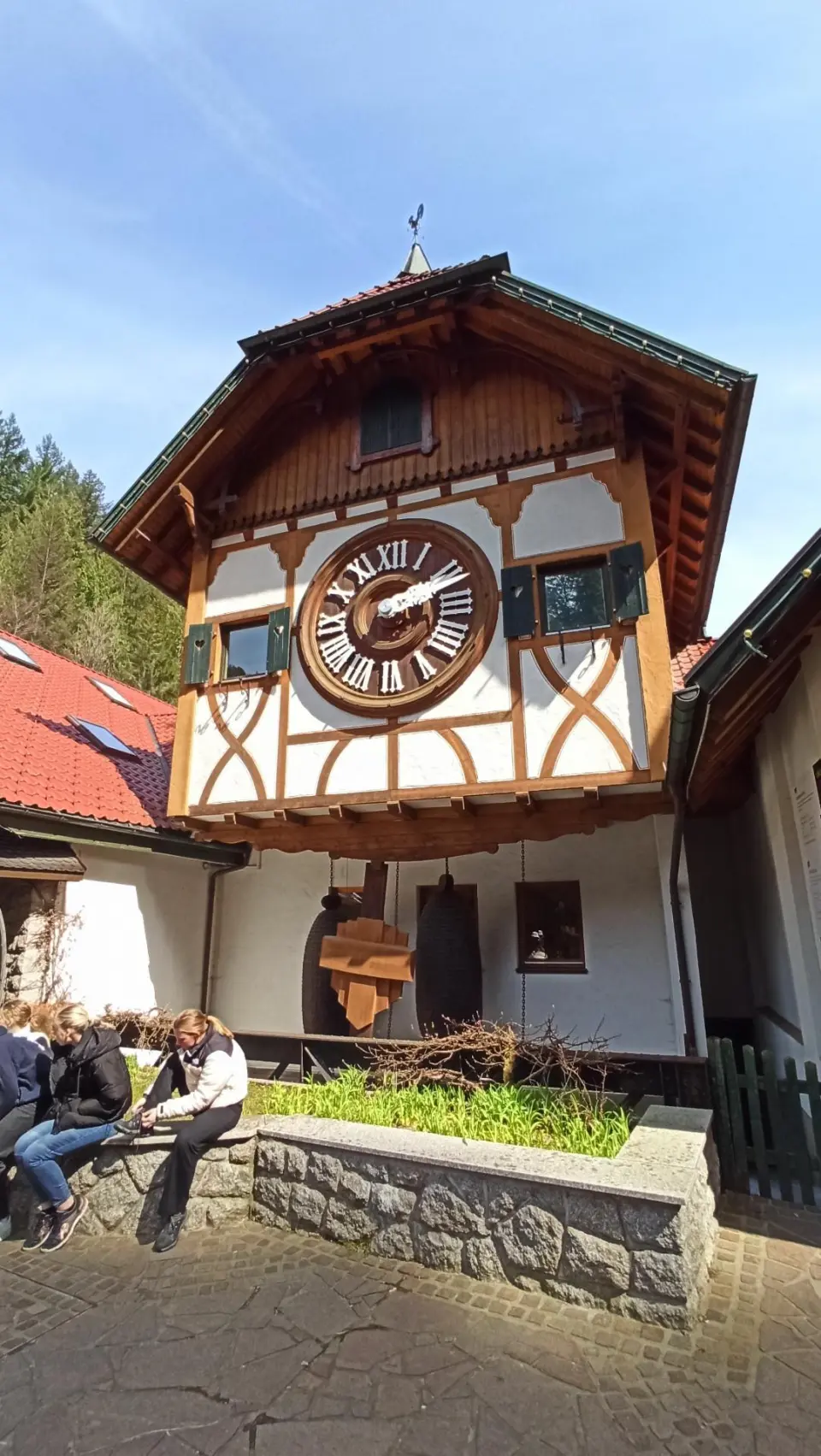 Weltgrößte Kuckucksuhr