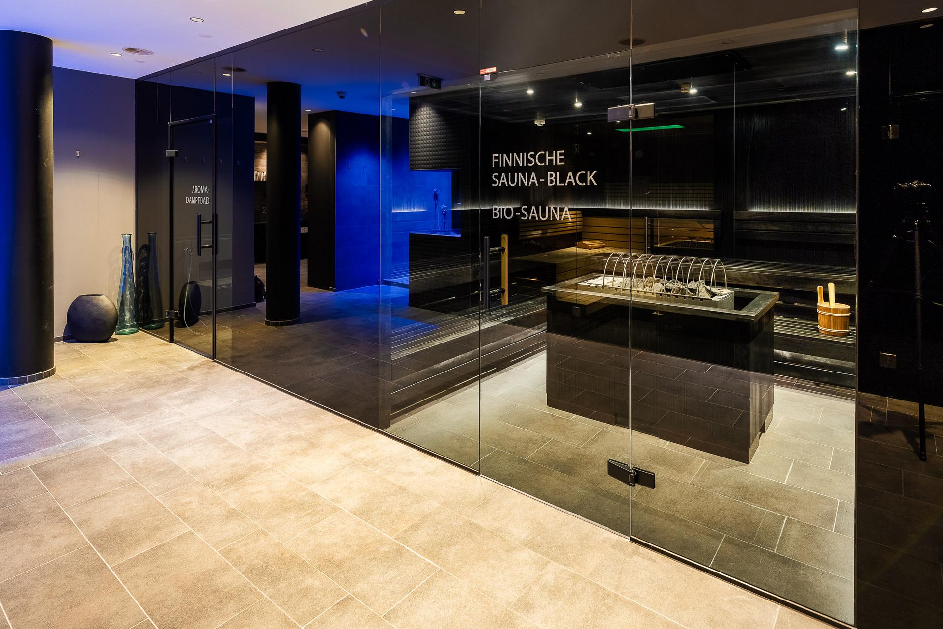 Das Marent in Fiss – Eingangsbereich zur Finnischen Sauna und Bio-Sauna | Wellnesshotel Tirol