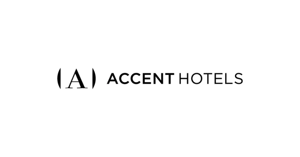 Logo von Accent Hotels auf weißem Hintergrund.