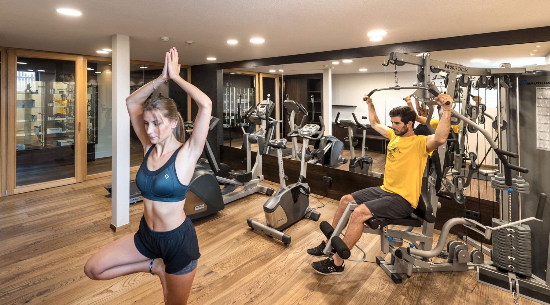 Sport & Wellness Hotel Santner in Kastelruth – Moderner Fitnessraum mit verschiedenen Geräten | Wellnesshotel Südtirol