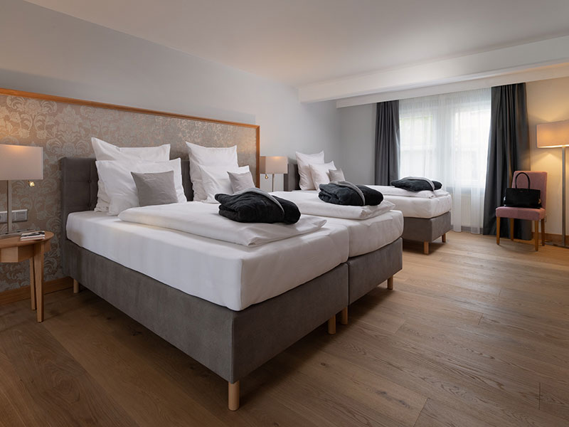 Hotel Sonnengut in Bad Birnbach – Komfortables Doppelzimmer mit Bademänteln | Wellnesshotel Rottal