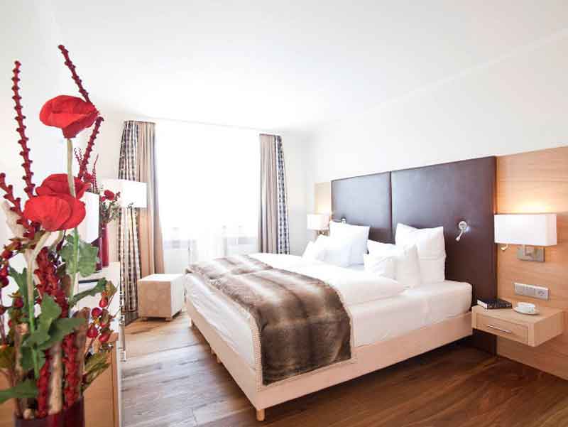 Hotel Sonnengut in Bad Birnbach – Komfortables Doppelzimmer mit stilvoller Einrichtung | Wellnesshotel Rottal