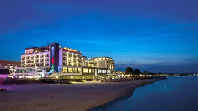 Bayside Hotel