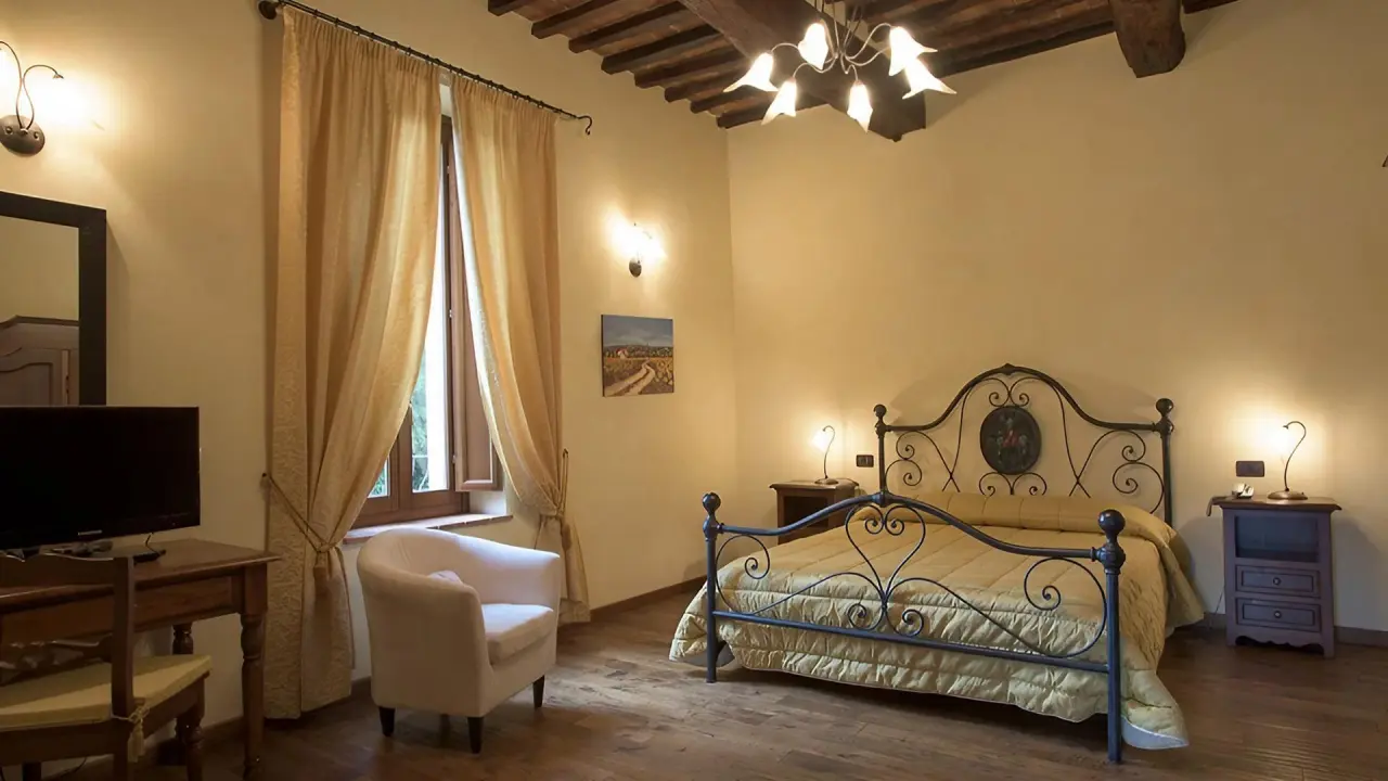 Nuovo Etruria Resort in Montepulciano – Klassisches Doppelzimmer mit Holzbalkendecke | Wellnesshotel Toskana