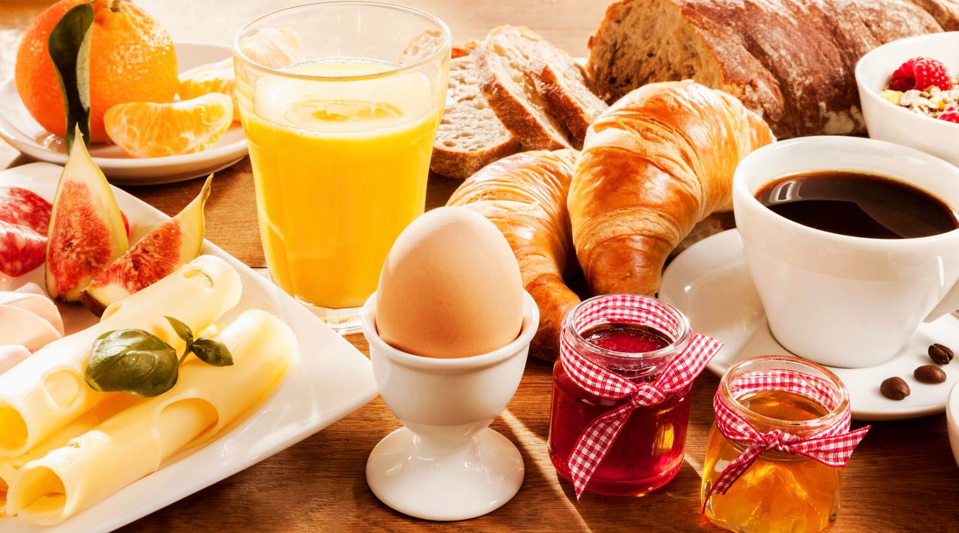 Hotel Wulff in Bad Sassendorf – Reichhaltiges Frühstücksbuffet mit frischen Speisen | Wellnesshotel Sauerland