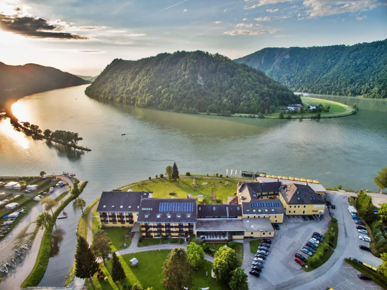 Riverresort Donauschlinge