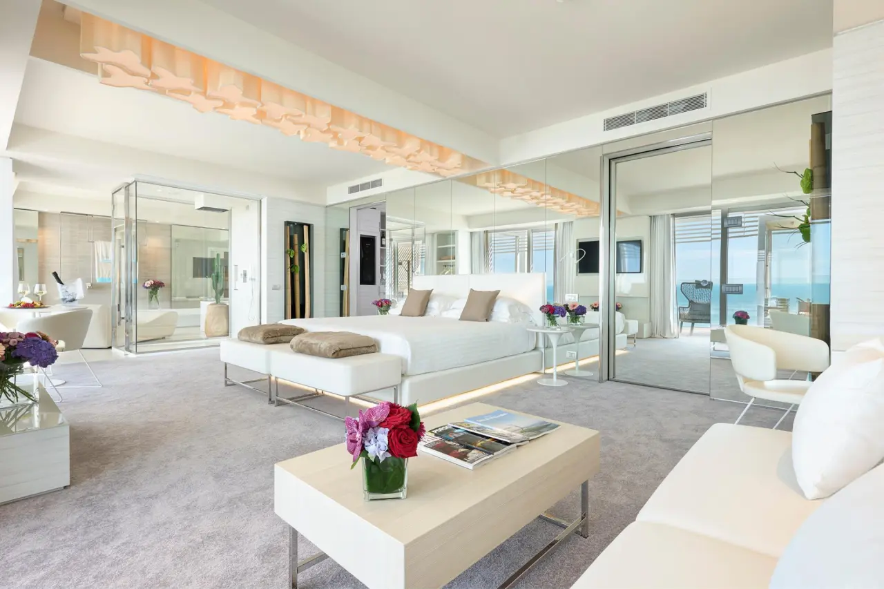 Almar Resort & Spa in Jesolo – Luxuriöse Suite mit Meerblick und modernem Design | Wellnesshotel Venetien