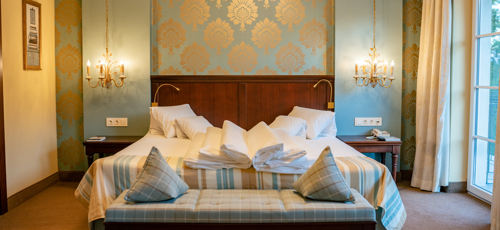 Grandhotel Lienz in Lienz – Komfortables Doppelzimmer mit stilvoller Einrichtung | Wellnesshotel Osttirol