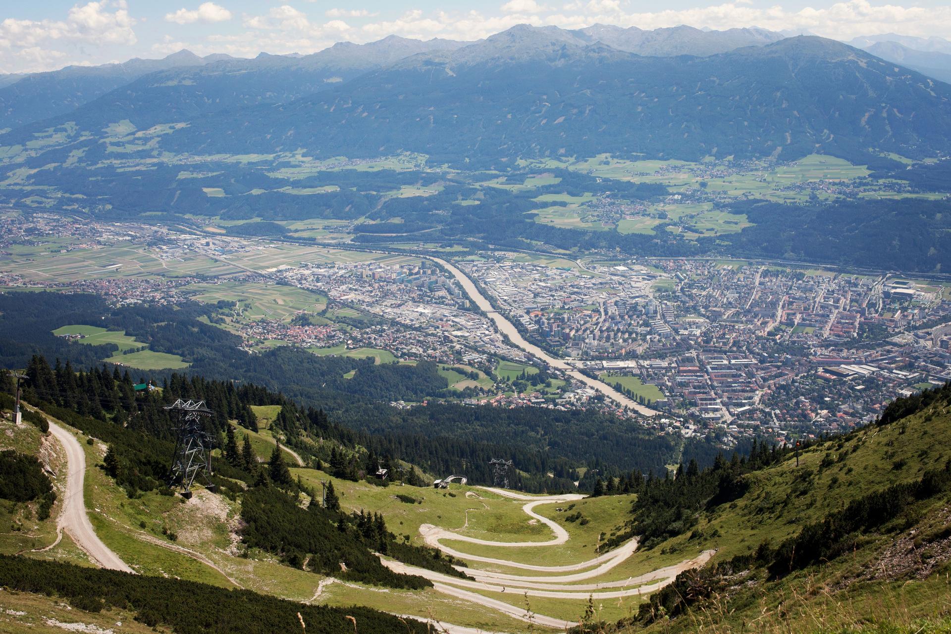 Hotel Seppl in Mutters – Panoramablick auf Innsbruck und die umliegende Bergwelt | Wellnesshotel Tirol