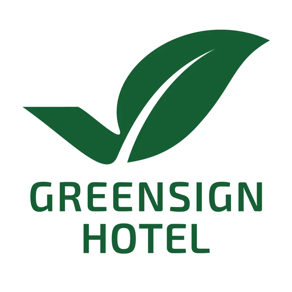 Greensign Hotel Logo des Schwarzwald Panorama Hotels: grünes Blattmotiv symbolisiert Nachhaltigkeit.