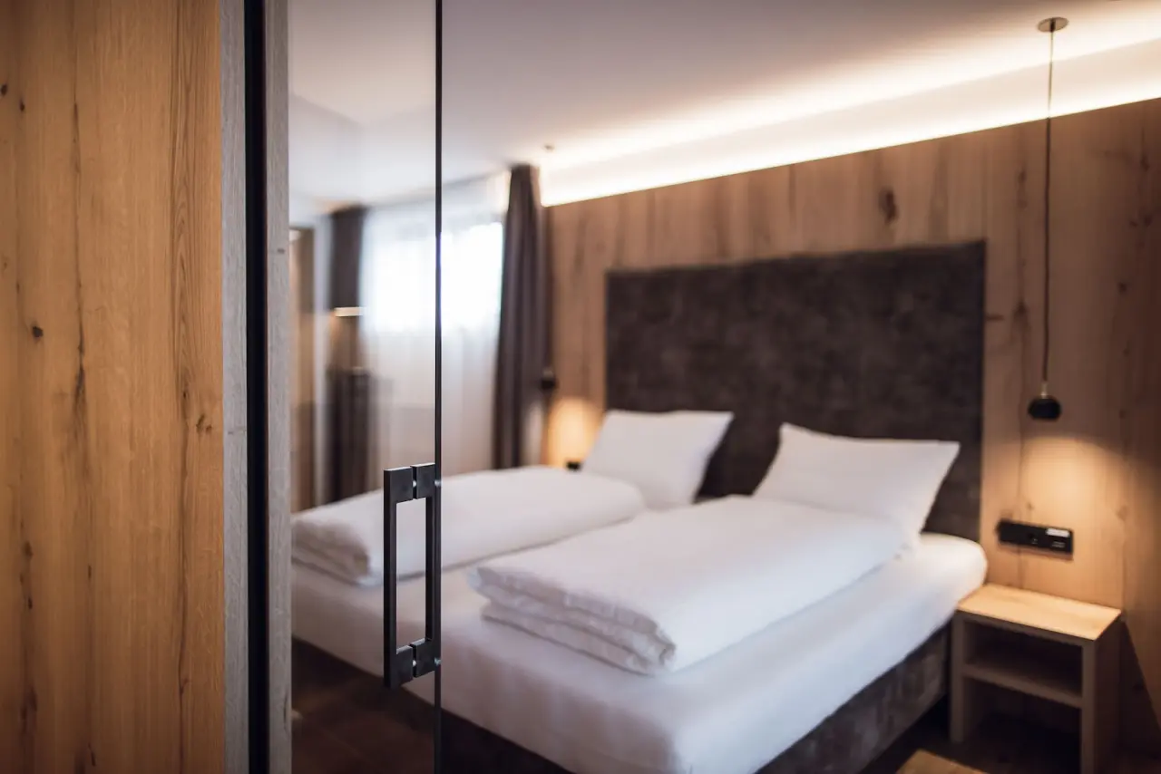 Rouda Luxury Retreat