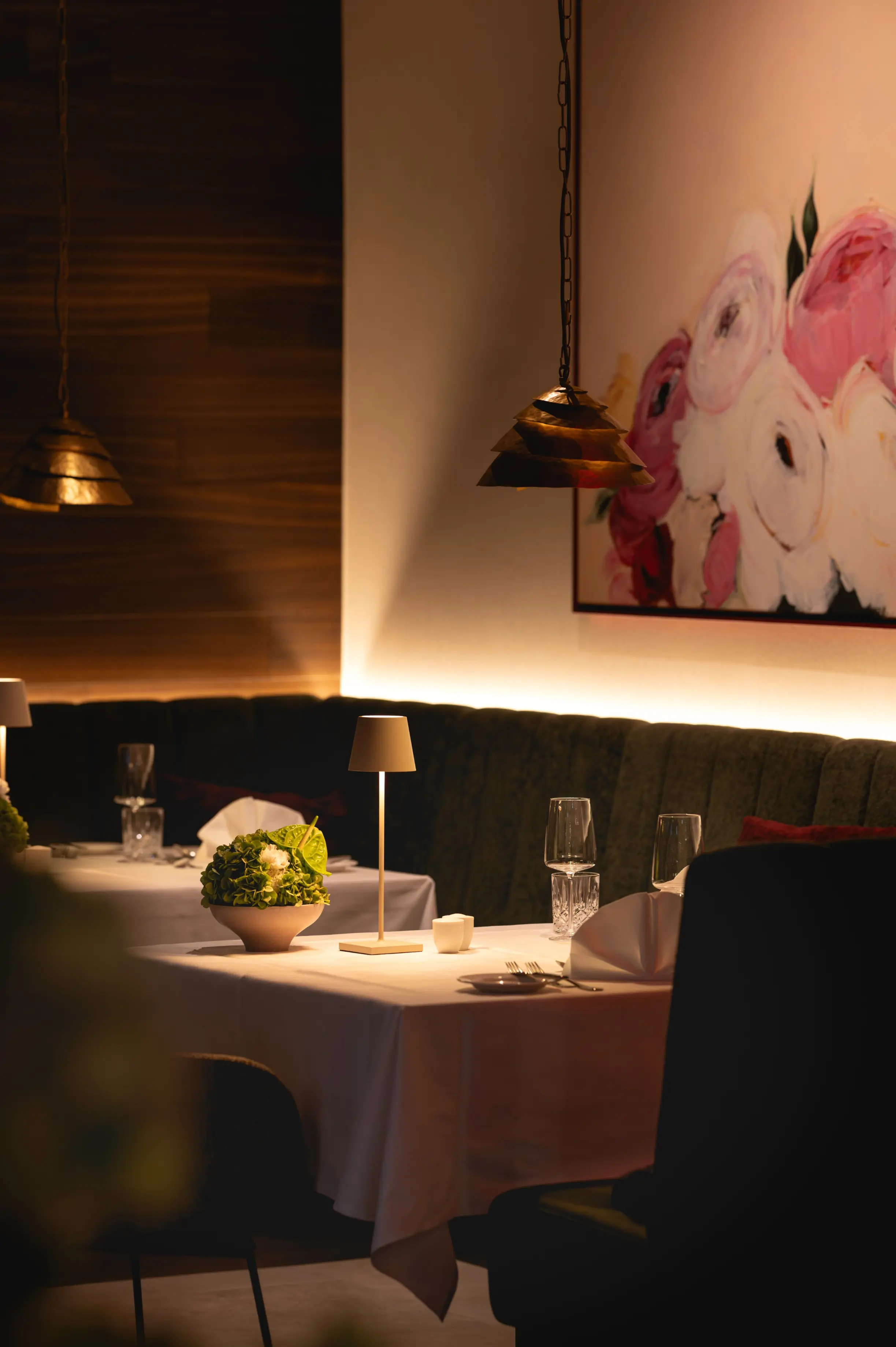 Land- & Golfhotel Stromberg in Stromberg-Bingen – Elegantes Restaurant mit Tischdekoration | Wellnesshotel Hunsrück