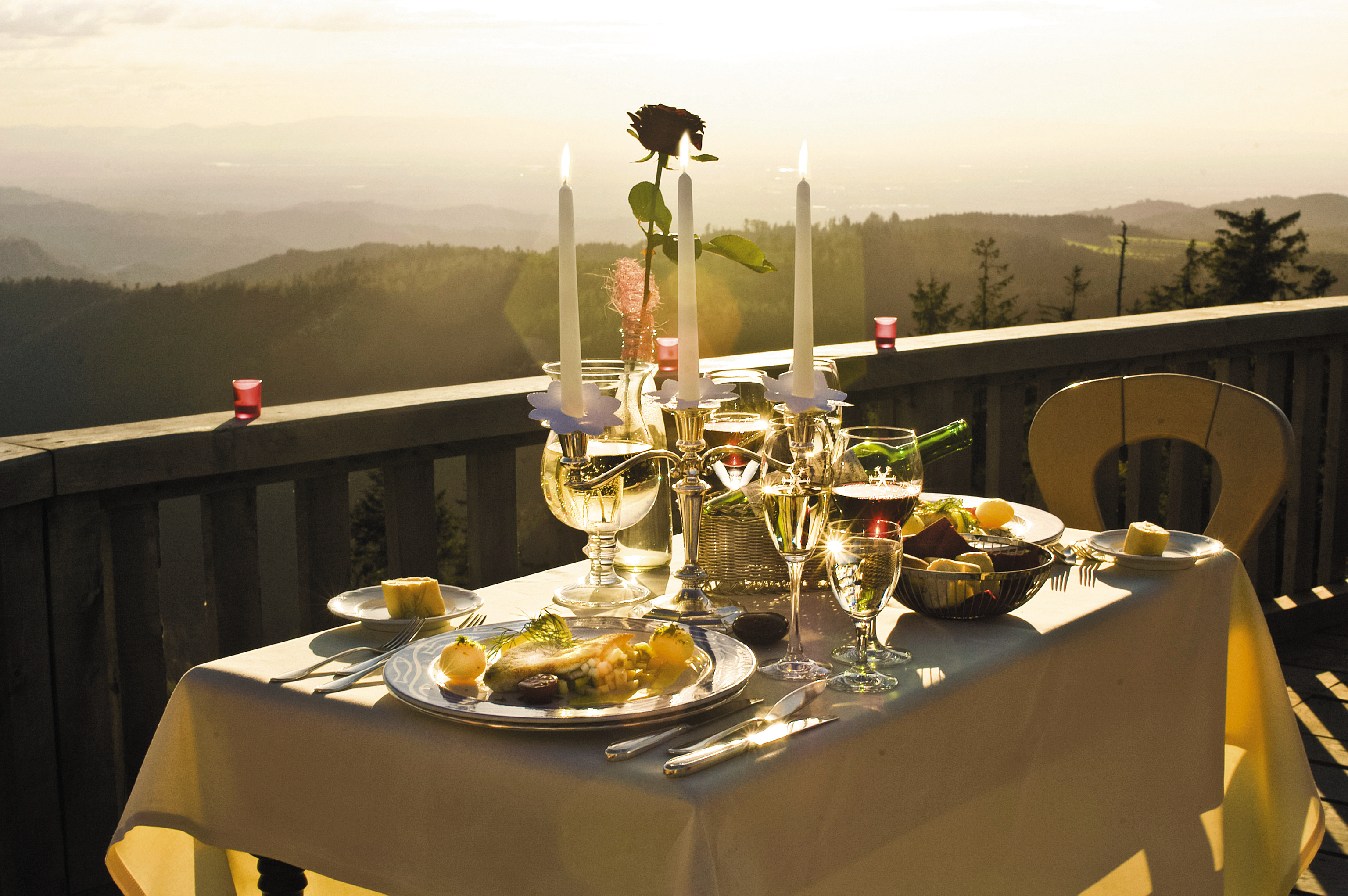 Wellness- & Nationalpark Hotel Schliffkopf in Baiersbronn – Romantisches Dinner mit Bergblick | Wellnesshotel Schwarzwald