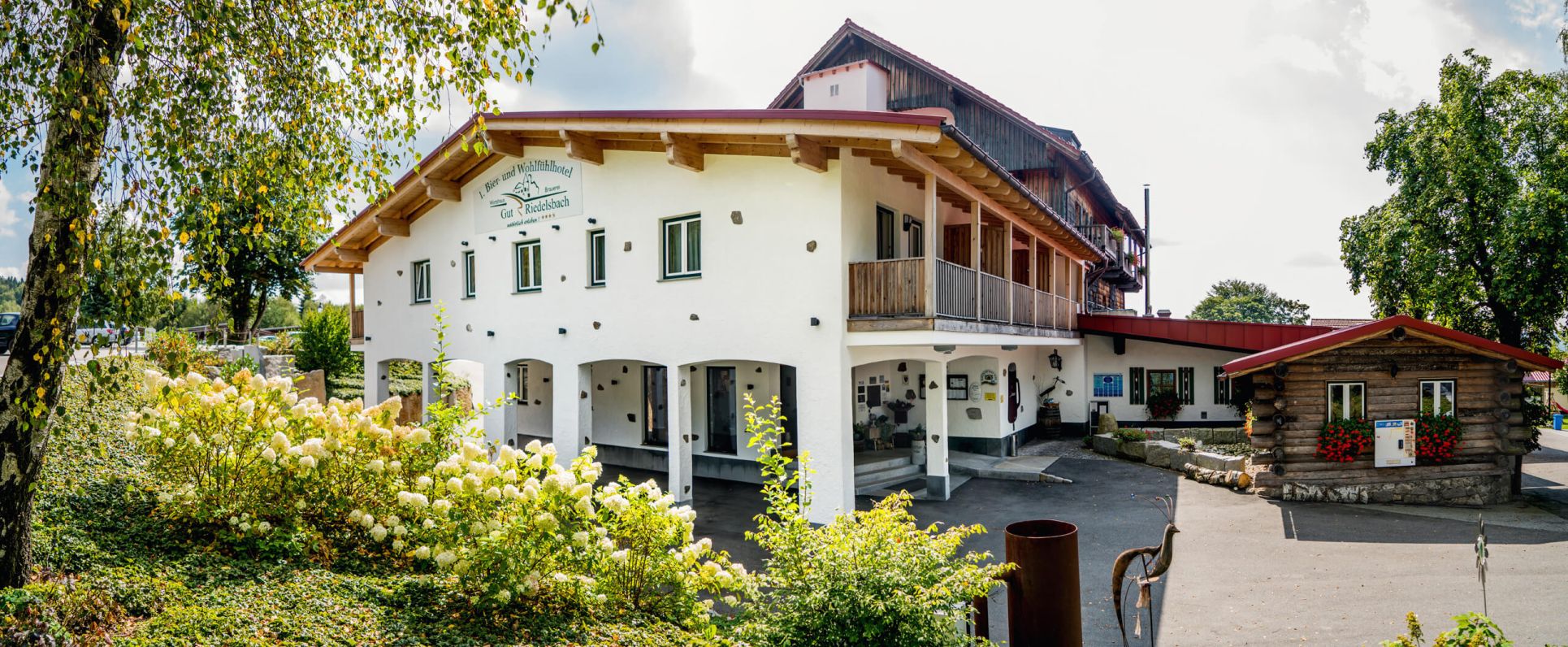 1. Bier- und Wohlfühlhotel Gut Riedelsbach