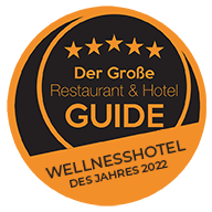 Auszeichnung 'Wellnesshotel des Jahres 2022' vom Großen Restaurant & Hotel GUIDE für das Angerhof Sport- & Wellnesshotel.