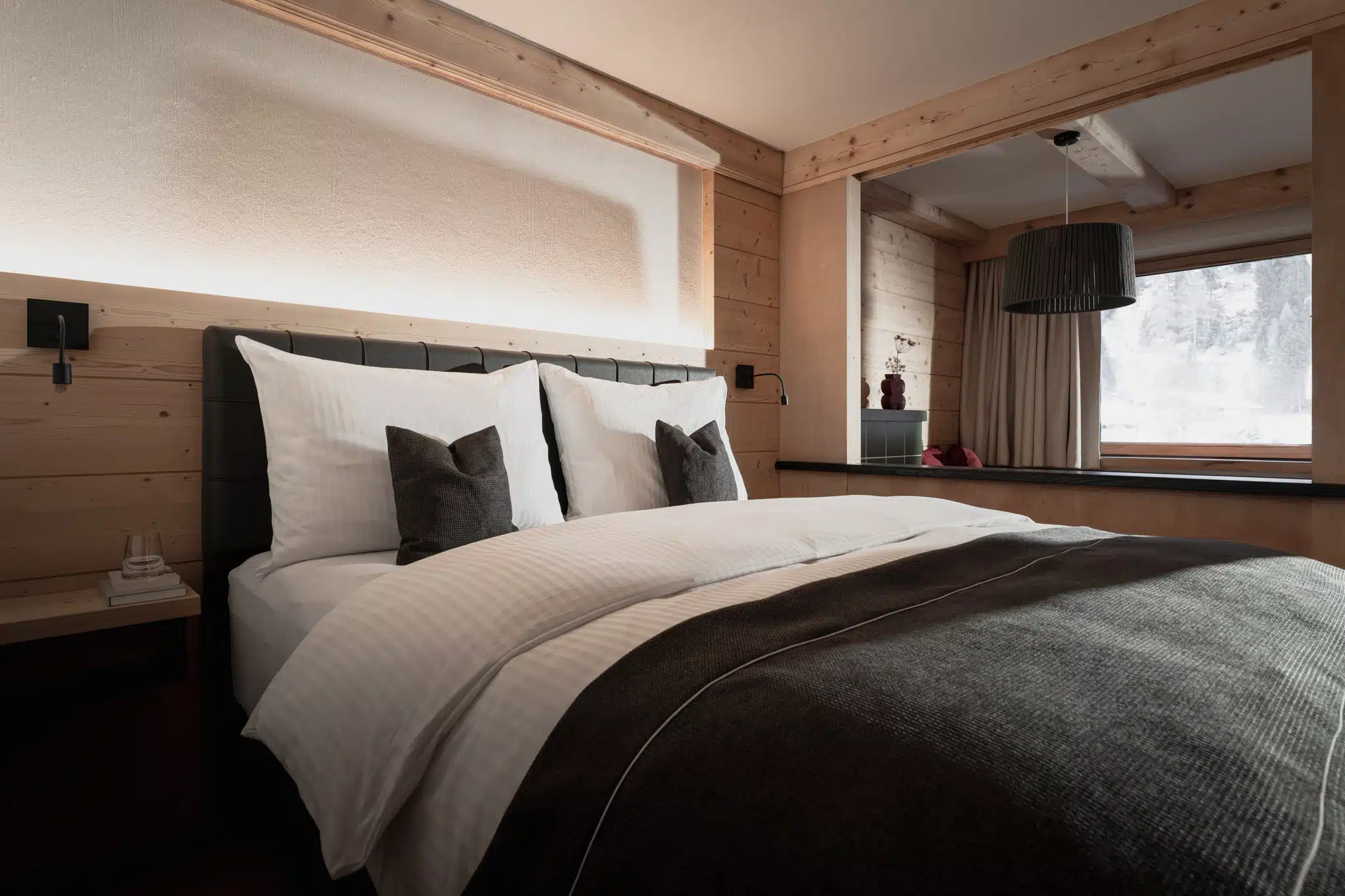 Hotel Alpenrose in Elbigenalp – Komfortables Doppelzimmer im alpinen Stil | Wellnesshotel Lechtal