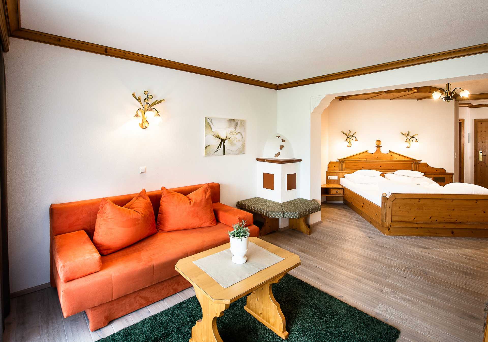 Alpenwellness Hotel Gasteigerhof in Neustift im Stubaital – Gemütliches Hotelzimmer im alpinen Stil | Wellnesshotel Stubaital
