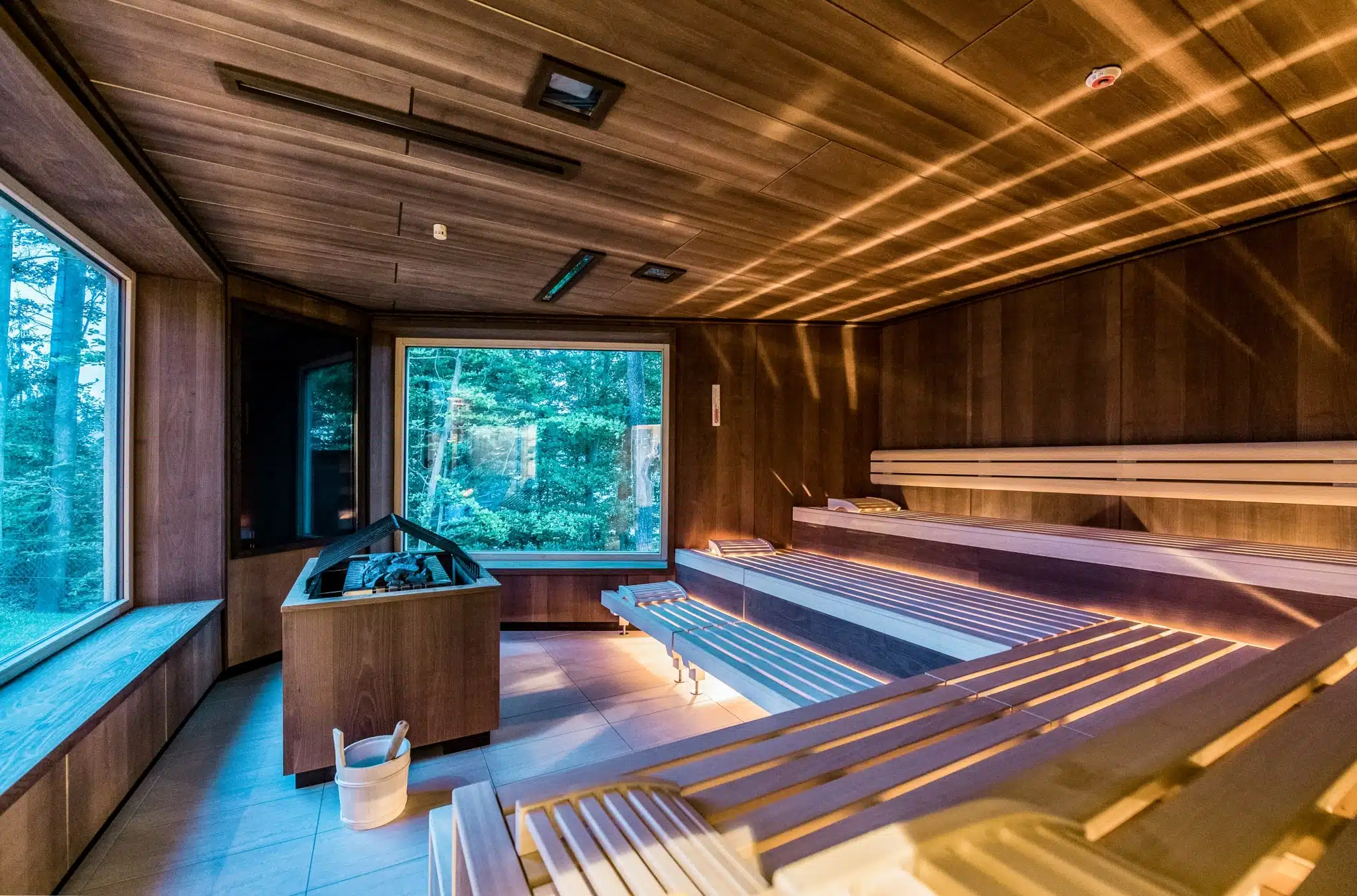Das Balance SPA & GOLF Hotel in Pörtschach – Panorama-Sauna mit Waldblick | Wellnesshotel Wörthersee