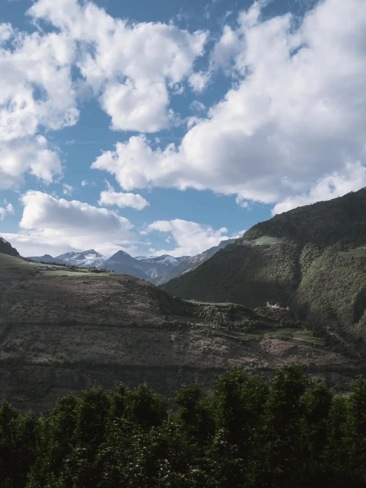 Lindenhof Pure Luxury & Spa DolceVita Resort in Naturns – Panorama der Südtiroler Bergwelt | Wellnesshotel Vinschgau