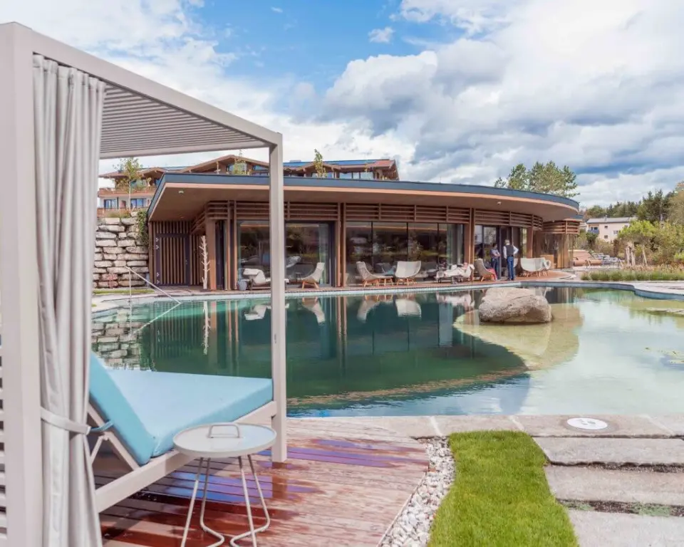 Laschenskyhof — weiteres Bild