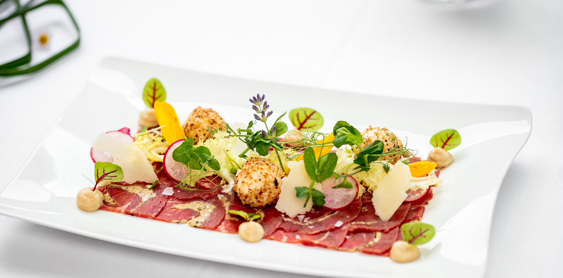 Seepark Wörthersee Resort in Klagenfurt – Kreativ angerichtete Vorspeise | Wellnesshotel Wörthersee