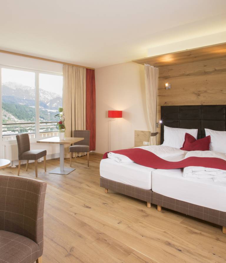 Hotel Schütterhof in Schladming – Komfortables Doppelzimmer mit Bergblick | Wellnesshotel Steiermark