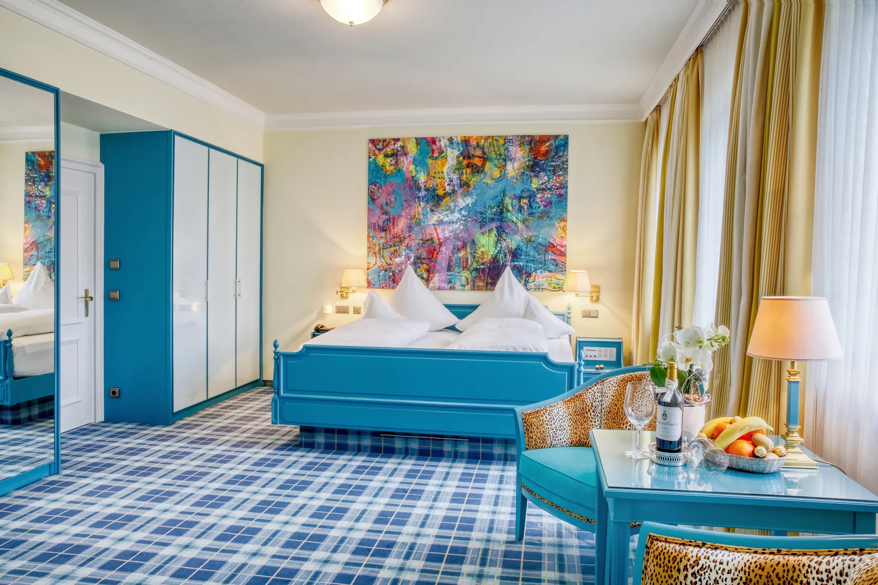 Kurhotel Fontenay in Bad Wörishofen – Komfortables Doppelzimmer mit farbenfrohem Design | Wellnesshotel Allgäu