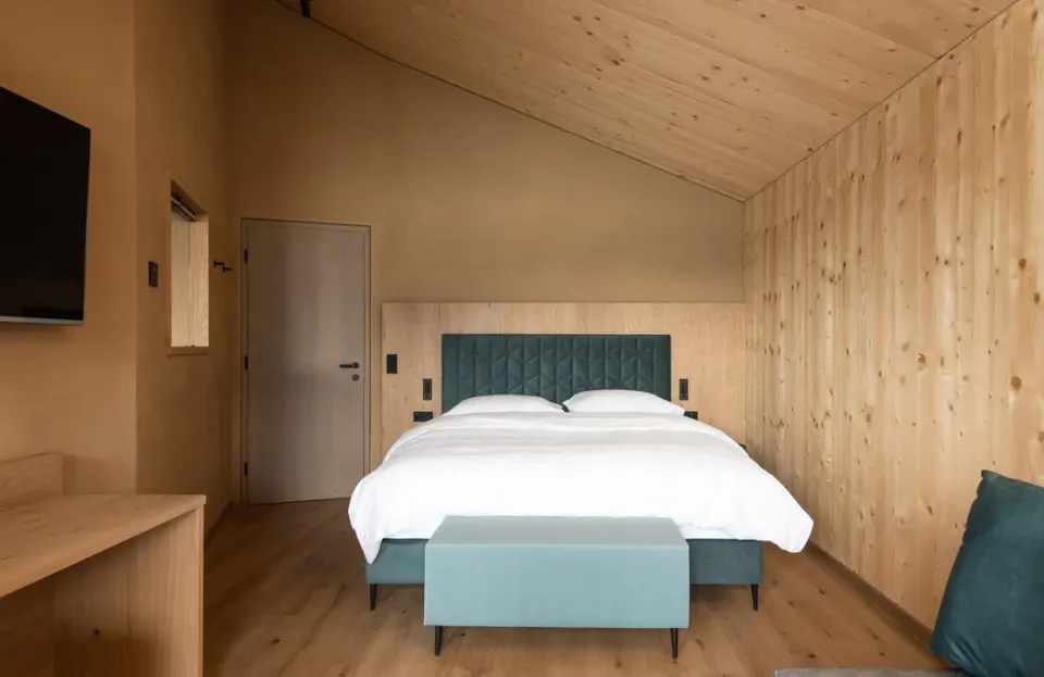 Wooden Suite