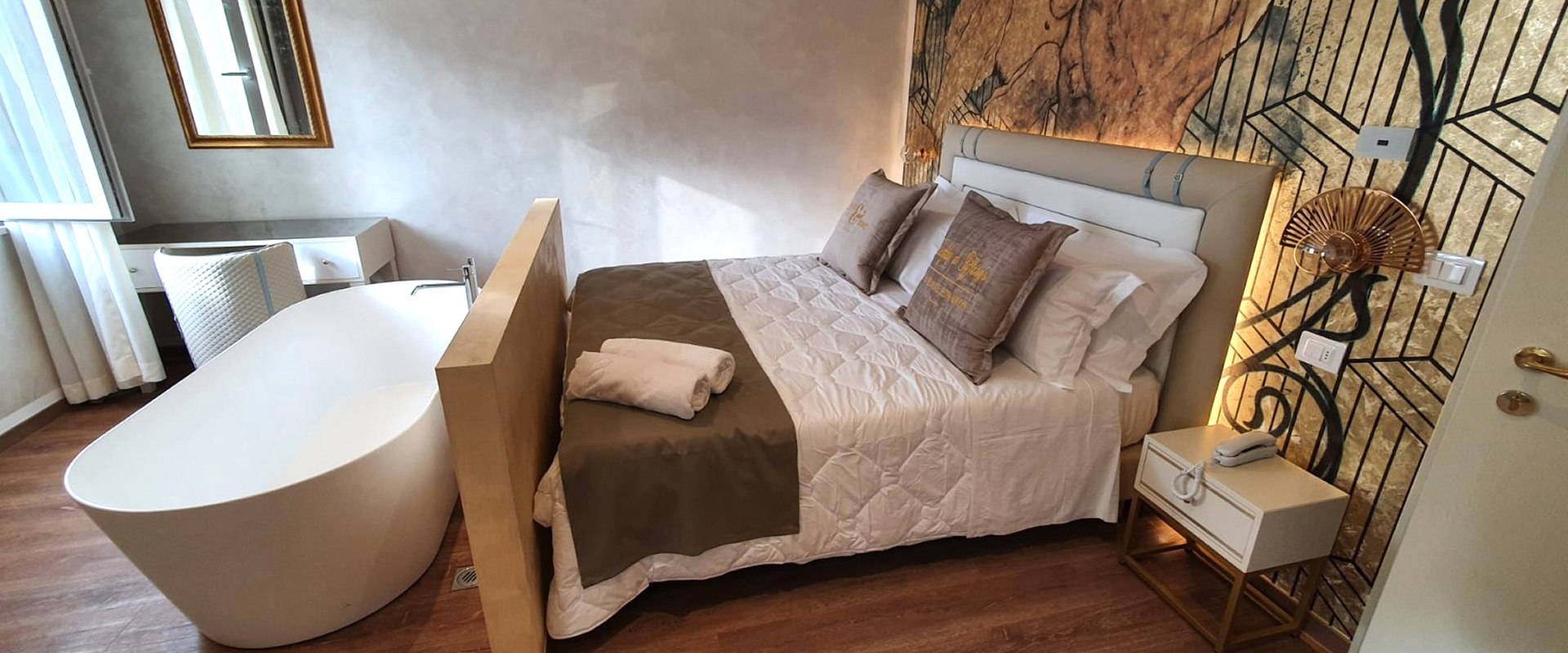 Amsterdam Suite Hotel & SPA